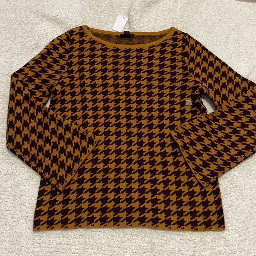 NWT- Ann Taylor - M